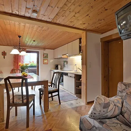 Ferienwohnung Wasserfischerhof 齐勒谷地施特拉斯